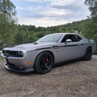 RACINGLINE B1393 - Dodge Hellcat style felger