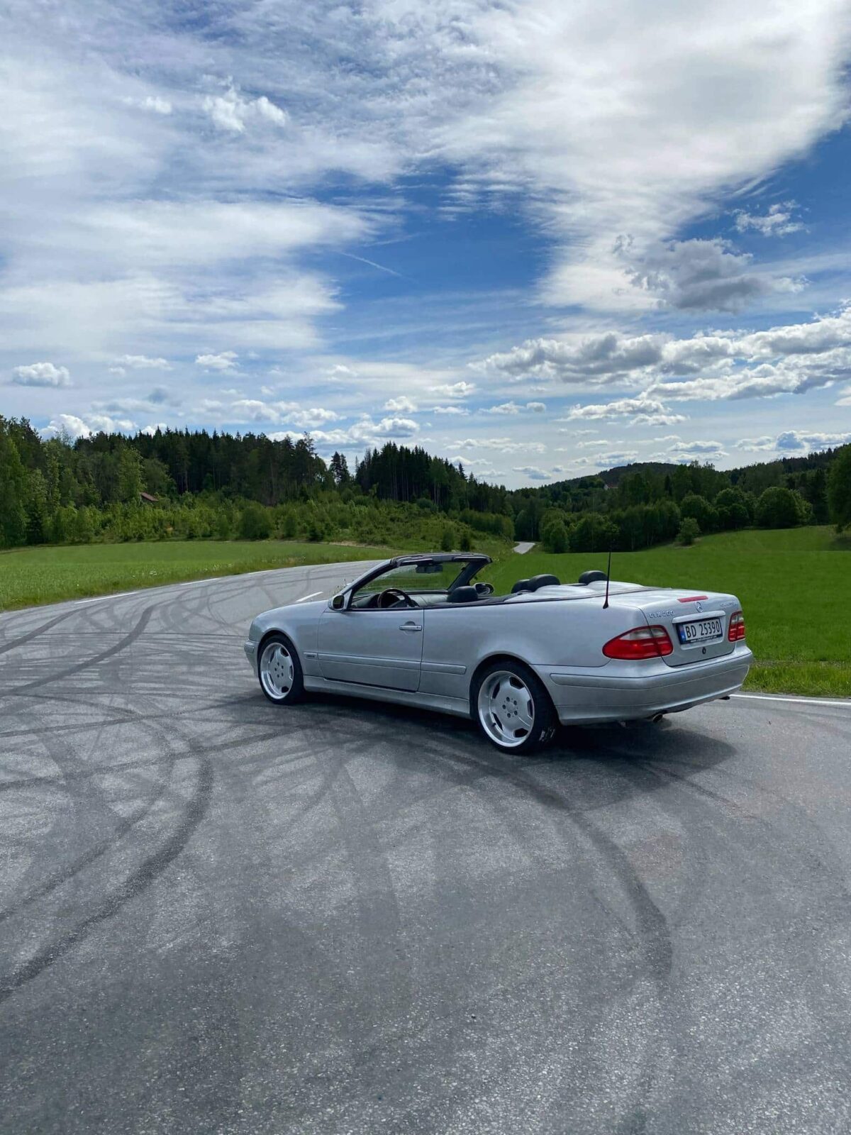 kant felger i norge til mercedes