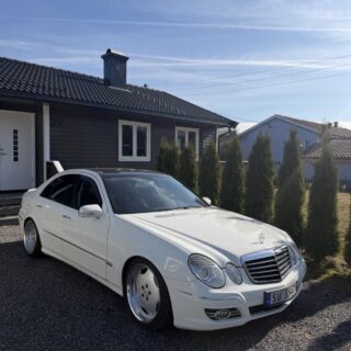 Racingline B1563 -Mercedes Larzon Monoblock Style felger