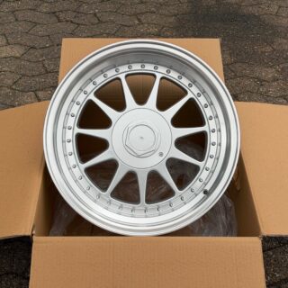 17" Hartge Style Kant Felger 7962F Silver Polished Lip – 4x100