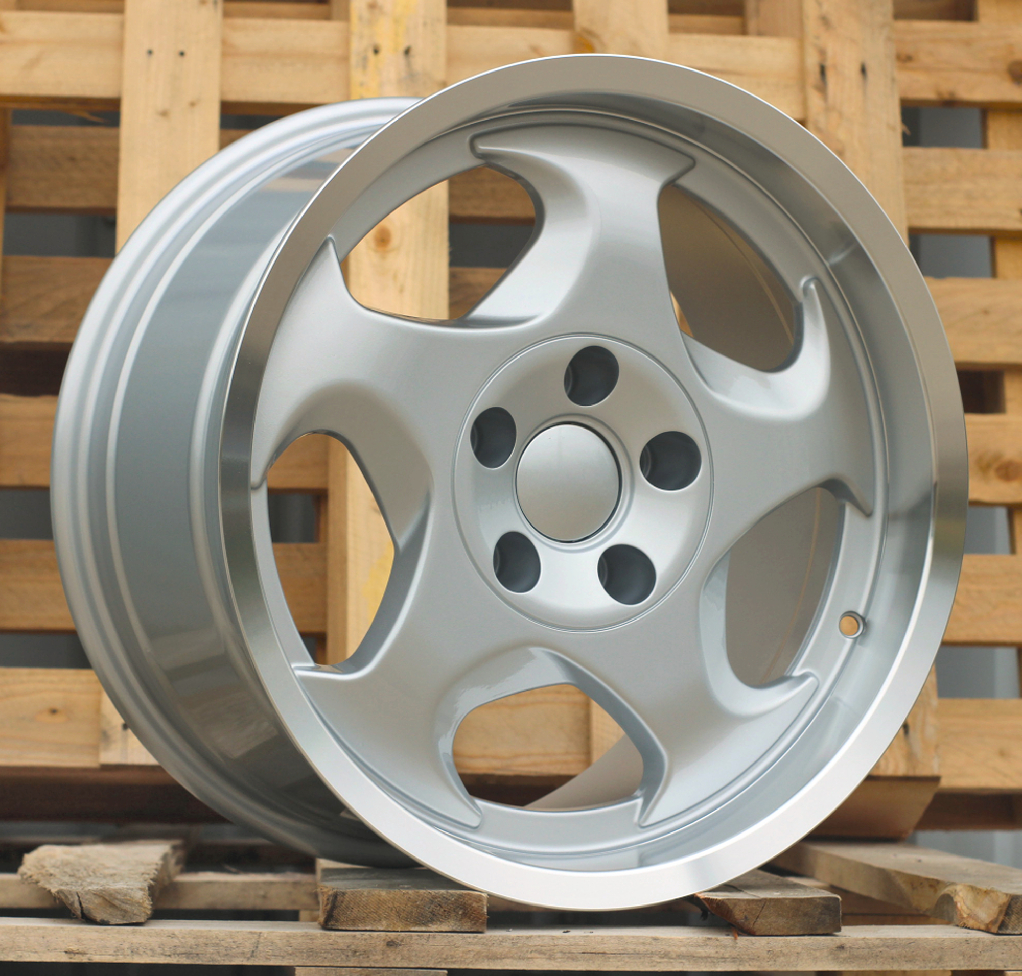 Racingline B2417 – BMW kant Style felger