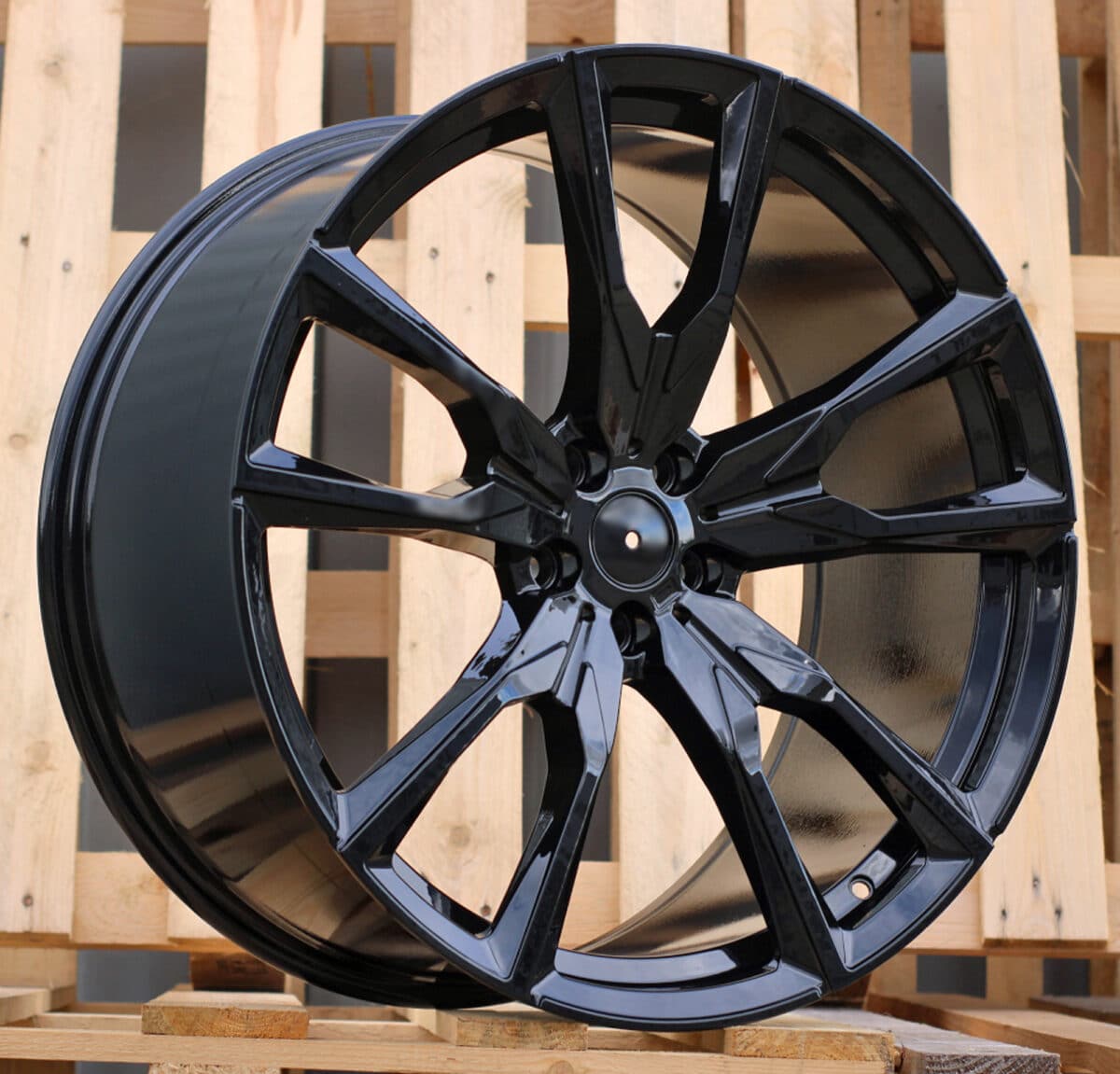 Racingline FE221 – BMW X7 G07 Style Felger R22 | Black / Black Polished