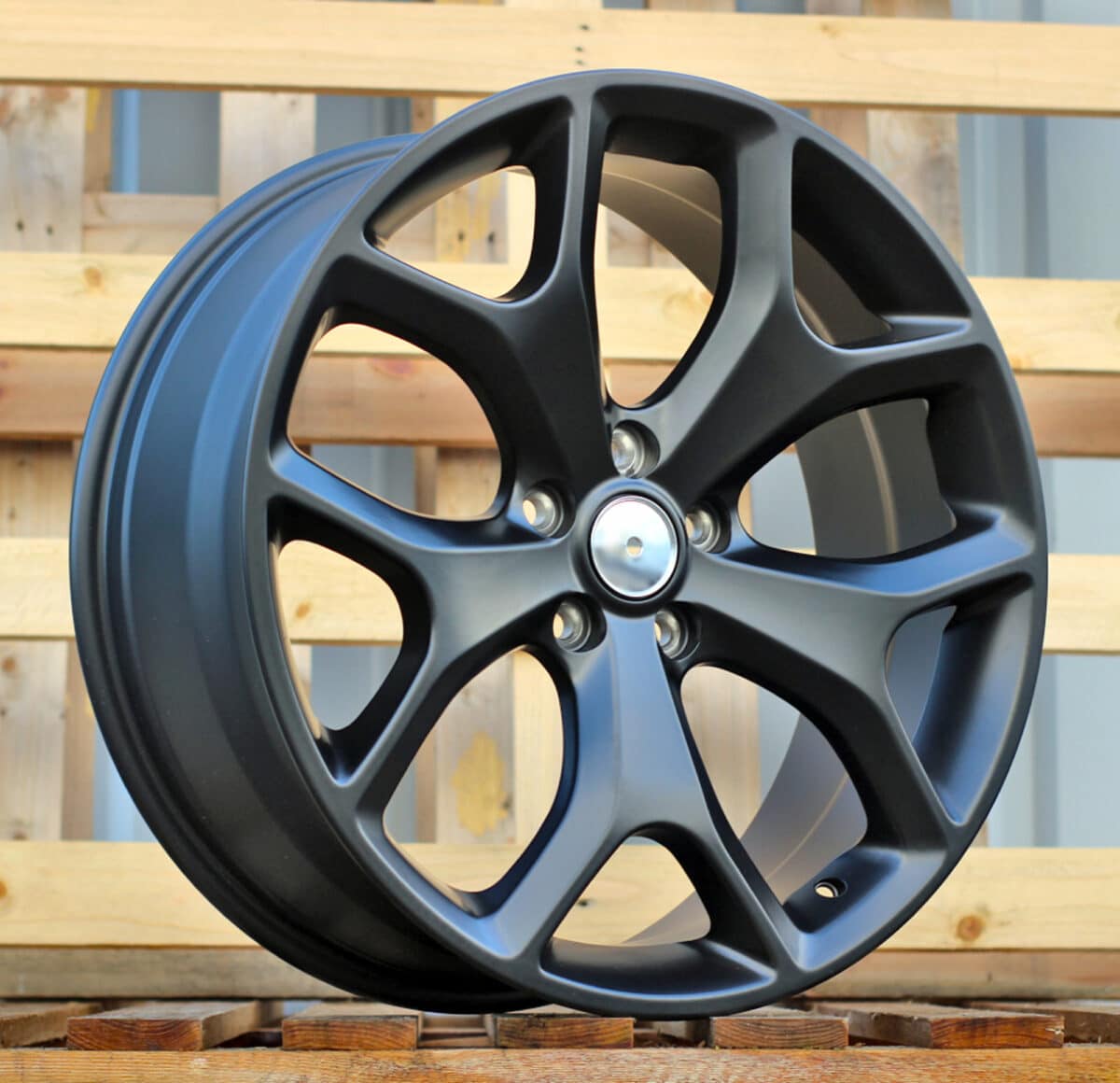 Dodge Style felger – XE256 Black Half Matt