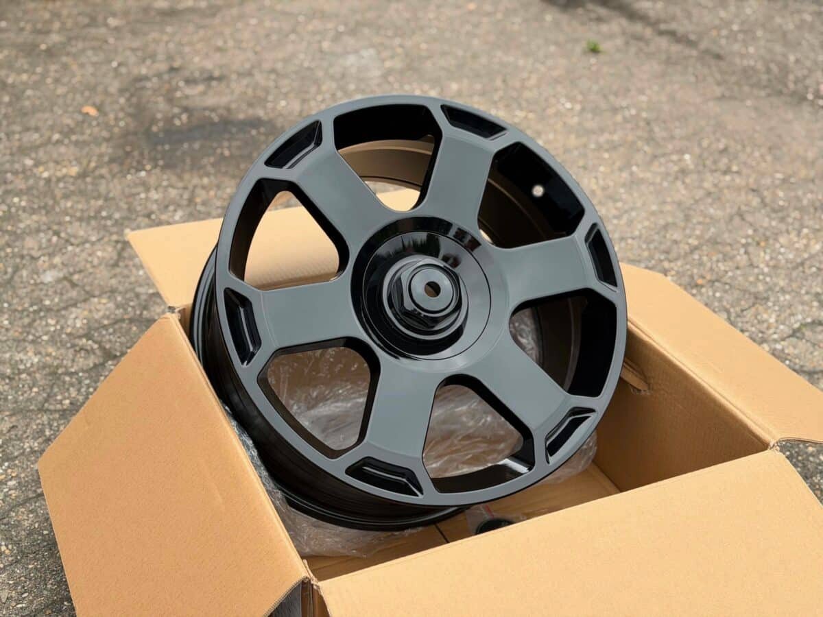 RACIN Rotiform Style felger – IN01025F Hybrid Forged