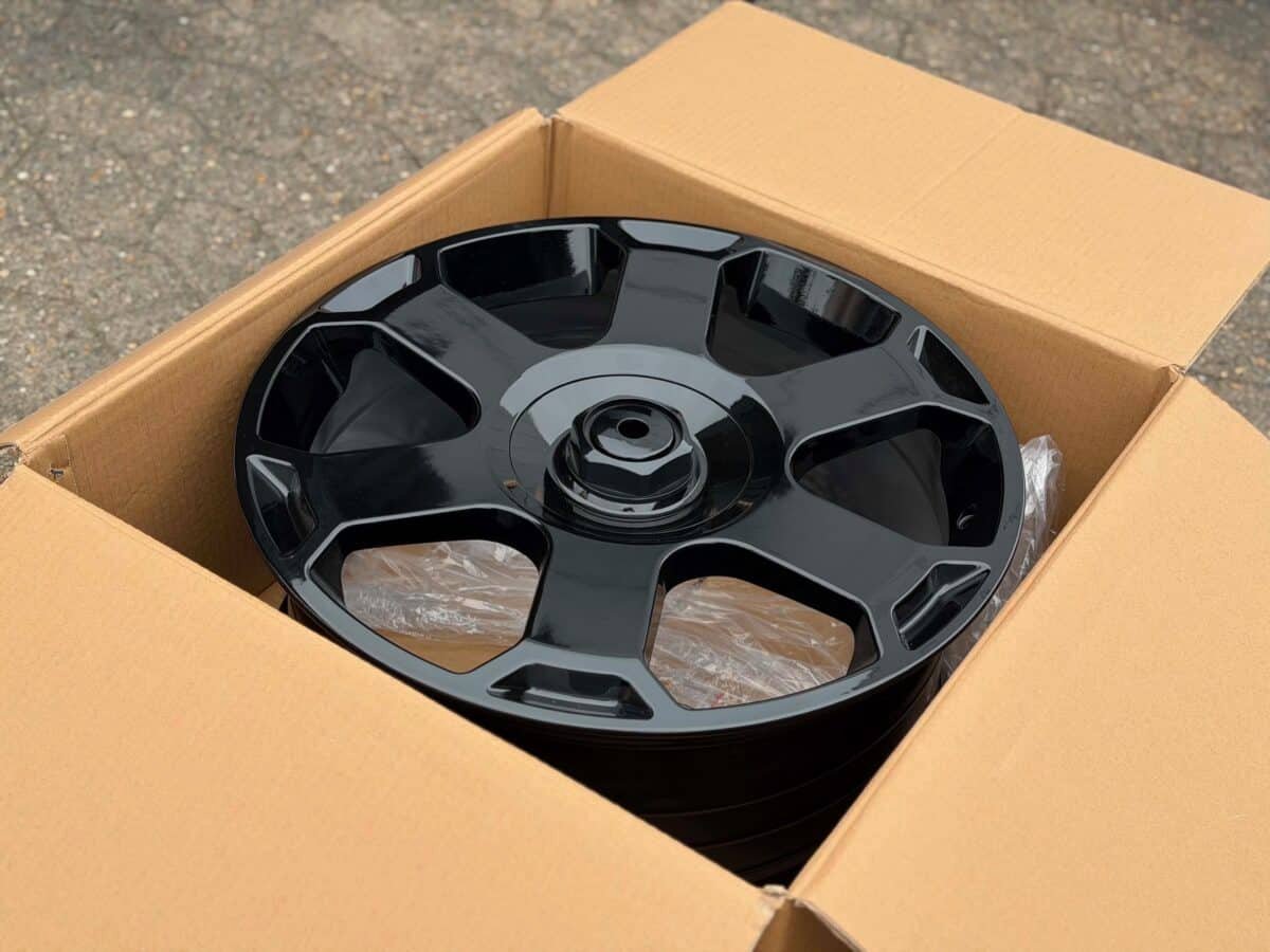 RACIN Rotiform Style felger – IN01025F Hybrid Forged