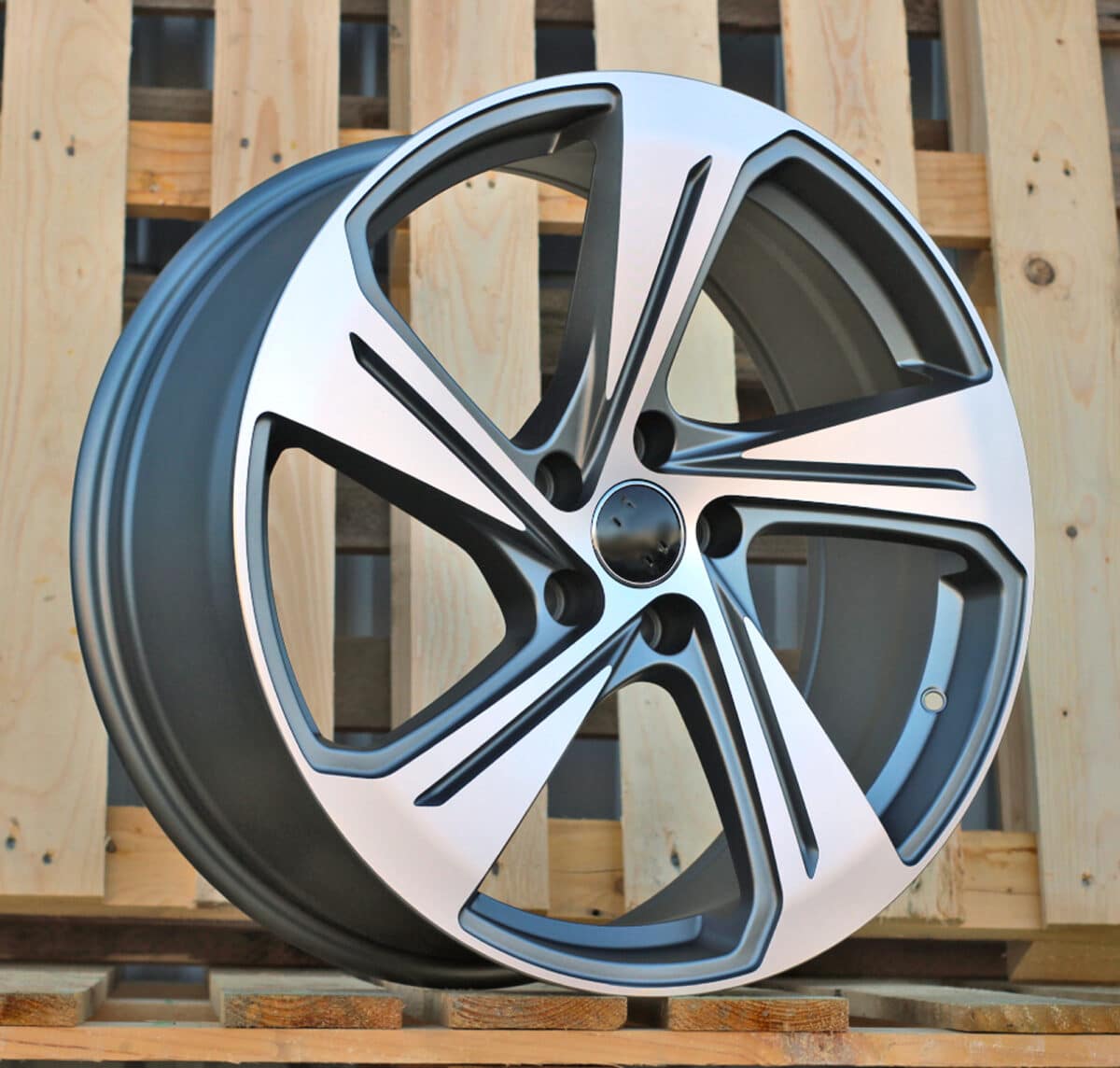 Audi YS1270 Hybrid Forged Felger Black Polished & Grey Polished Matt 18-19 Tommer