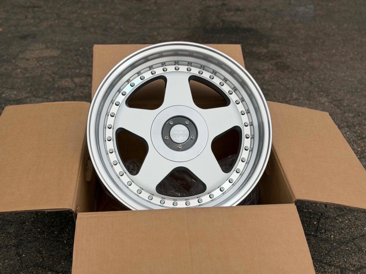 17" BMW OZ Style Kant Felger Silver Polished Lip