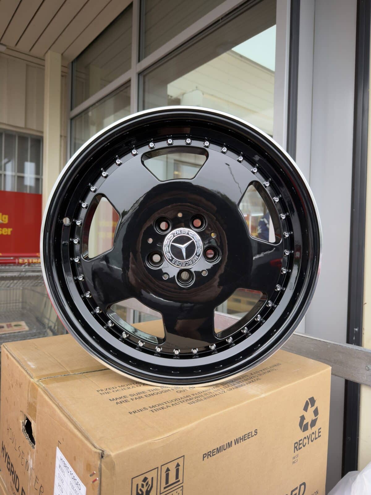 Mercedes Monoblock Style Hybrid Forged Felger 18"